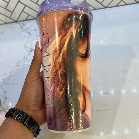 Selena tumbler plastic cup set‎ of 3, brand new and sealed - Picture 9 of 11